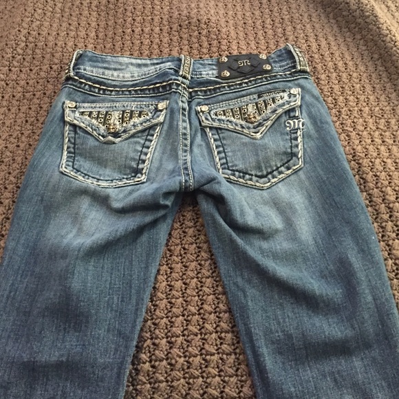Perfect condition! No rips or tears