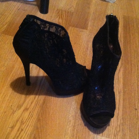 Black lace heels