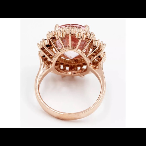 7.18 Ct. Oval Cut Pink Morganite Diamond Ring - Picture 2 of 4