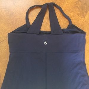 Adorable Lulu top!❤️