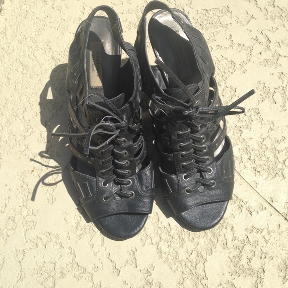 Simply Vera Wang Lace Up Heels