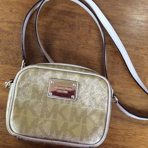 Michael Kors purse