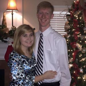 Meet your Posher, Courtney