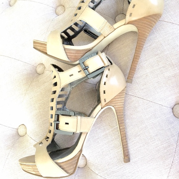 Guess Nude stylish sandal/heels