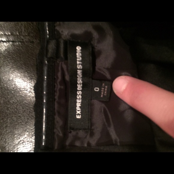 Dress - Picture 4 of 4