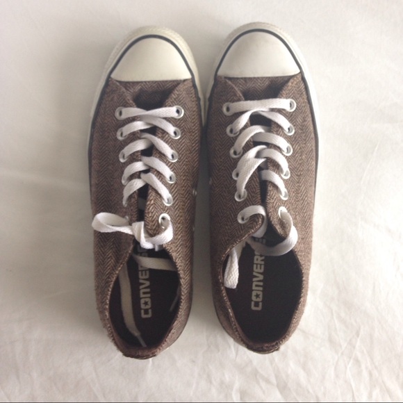Chuck Taylor converse
