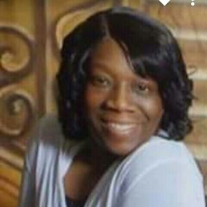 Meet your Posher, Pamela