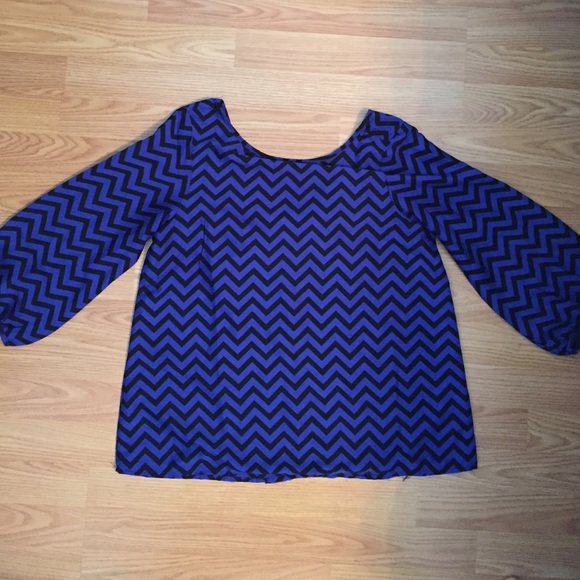 3/4 Sleeve Bow Shirt