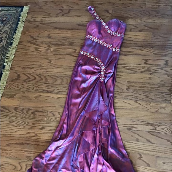 Prom dress - Picture 3 of 4