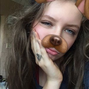 Meet your Posher, Lilith