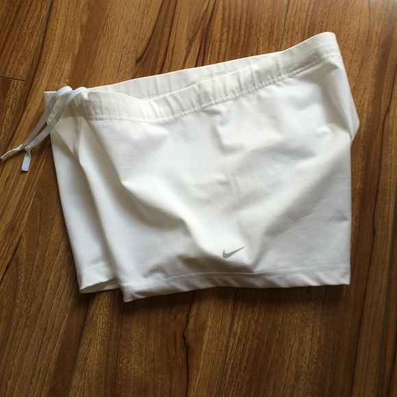 White Nike Fit running shorts - size small - Picture 4 of 4