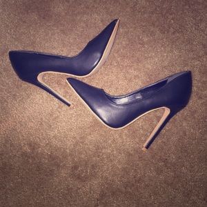 Some black new elegant heels