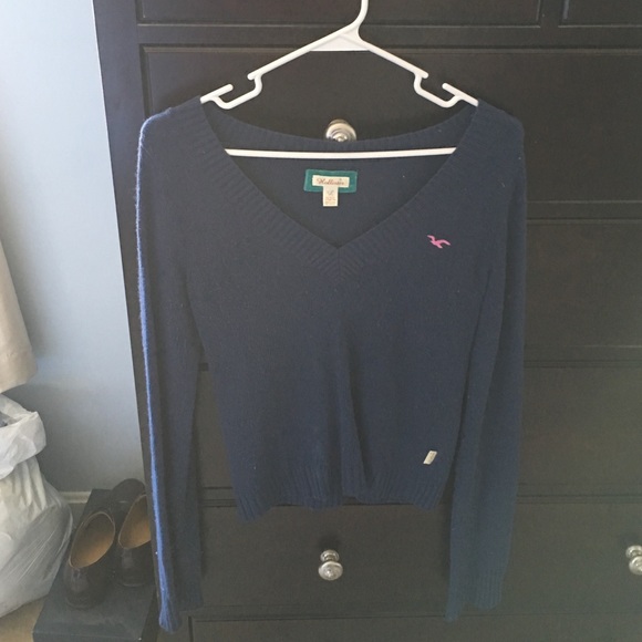 Blue hollister sweater