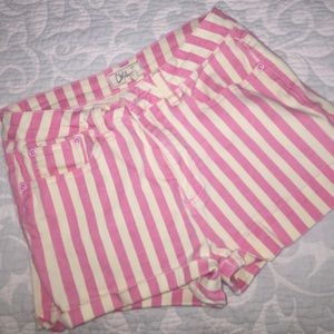 Cute high waisted shorts