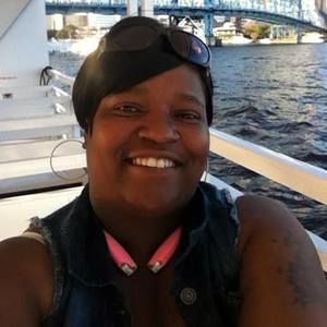 Meet your Posher, Sherry