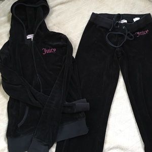 Juicy velour tracksuit