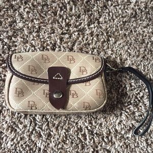 Dooney & Bourke Wristlet
