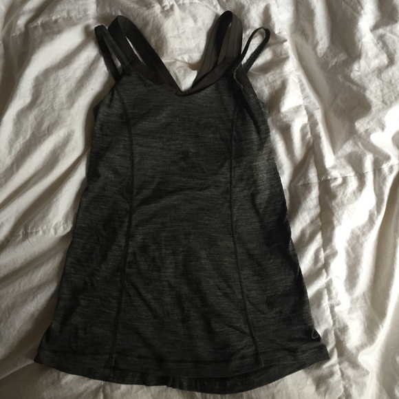 Lululemon tank