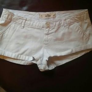 Hollister beige shorts size 5