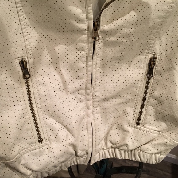 NWT LAL | cream faux leather jacket - Picture 3 of 4