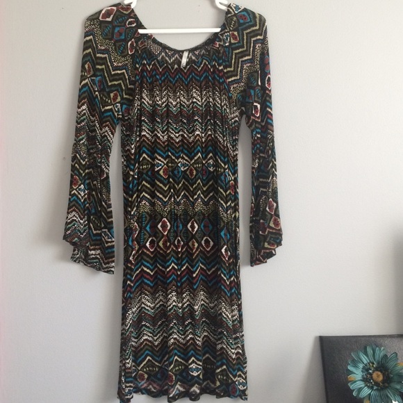 Dress - Picture 1 of 3