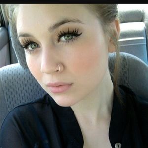 No pierce nose/lip ring