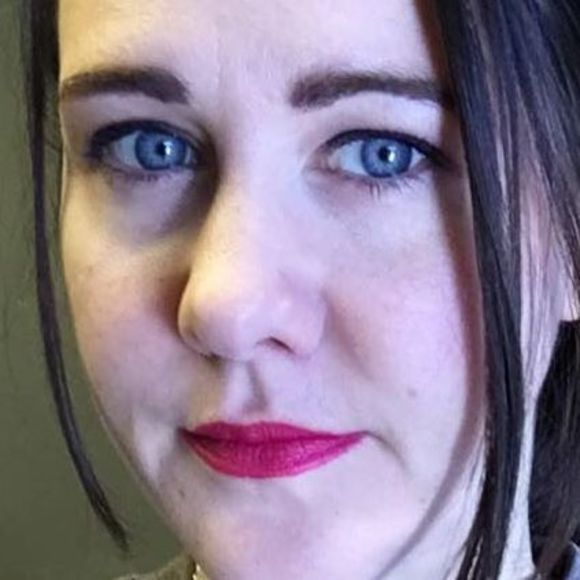 Meet your Posher, Lindsy - Picture 1 of 1