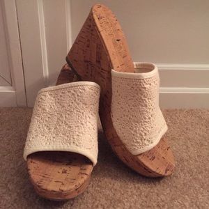 Cork Wedges