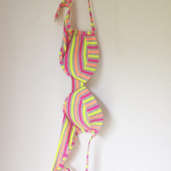 OFFERS WELCOME Push-up Bathing Suit Top