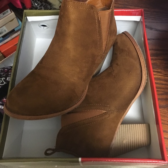 Ankle boots