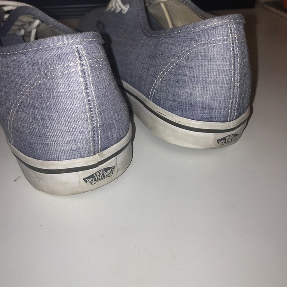 Vans - Picture 3 of 3