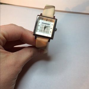 Burberry Women's Heritage Nova Check Watch