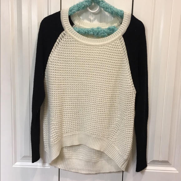 BB Dakota Sweater