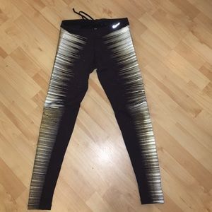 Nike leggings