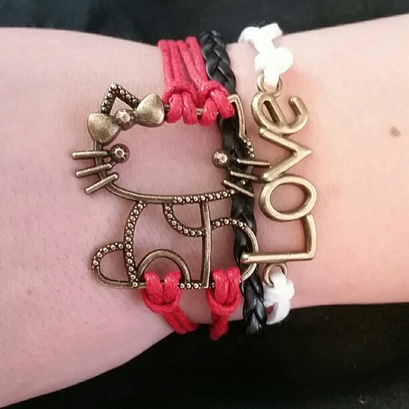 Hello Kitty Infinity Bracelet