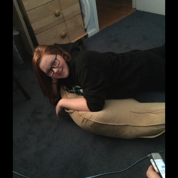 Meet your Posher, Meaghan