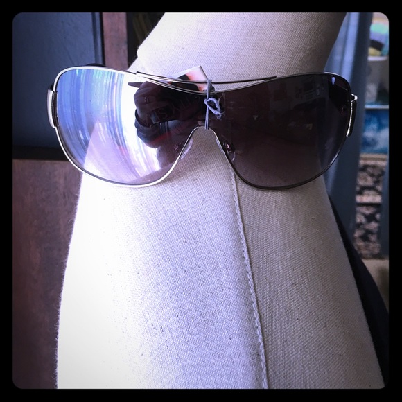 Beautiful City Shades Sunglasses NWT! ✨