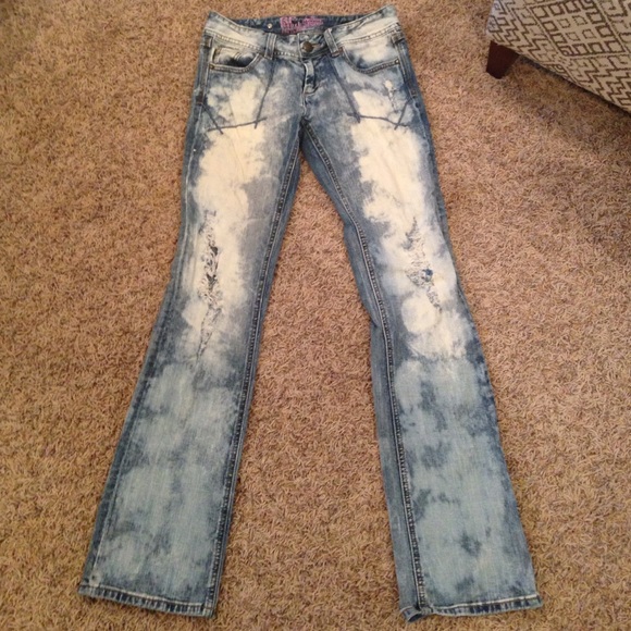 Express. New without tags!