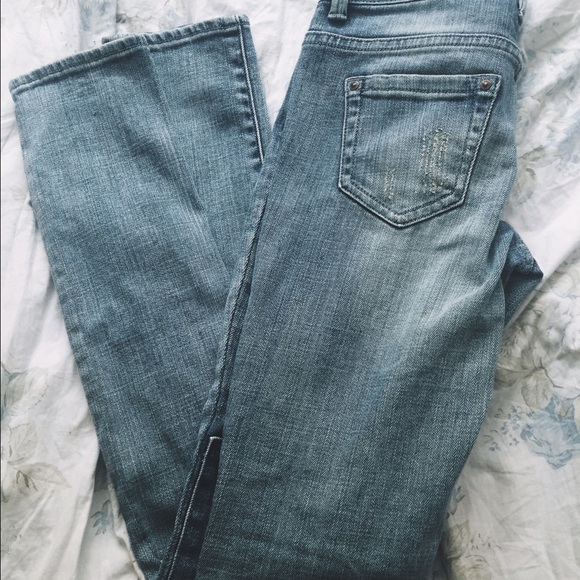 Brand New Distressed Jeans! - Picture 4 of 4