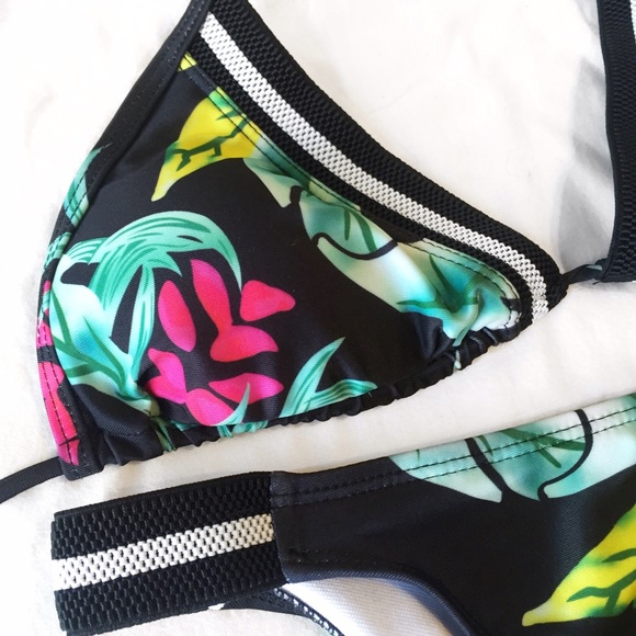 Floral Print Bikini - Picture 4 of 4