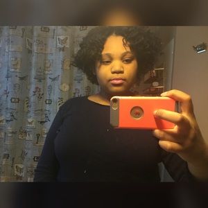 Meet your Posher, Charisse