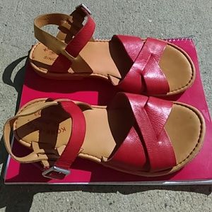 ****on hold Kork Ease