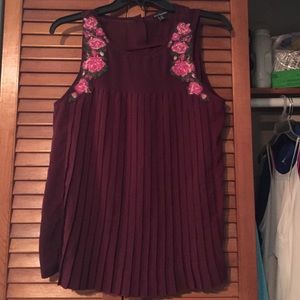 Super cute American eagle sleeveless summer top