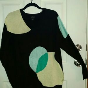 Beautiful lightweight sweater