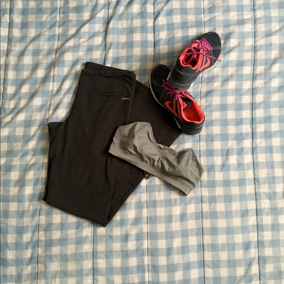 Yoga pants