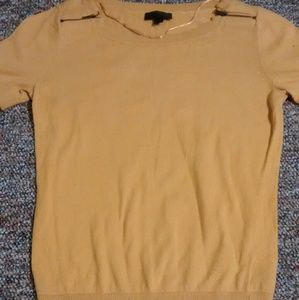 Mustard color top