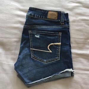$10 | size 2 | American Eagle shorts