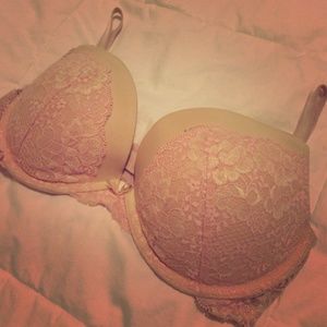 Victoria's Secret Lace Dream Angels Push-up 34D