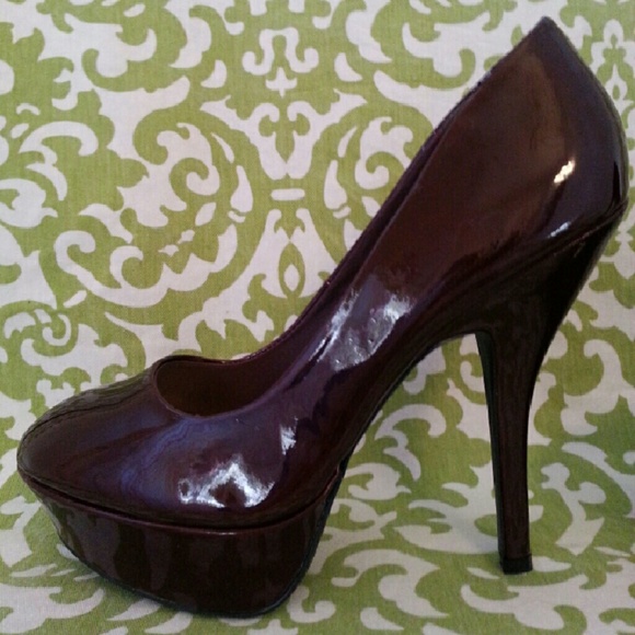 CLEARANCE!! Pumps!