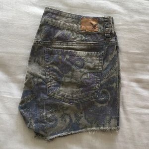 $10 | size 2 | American Eagle Paisley Shorts